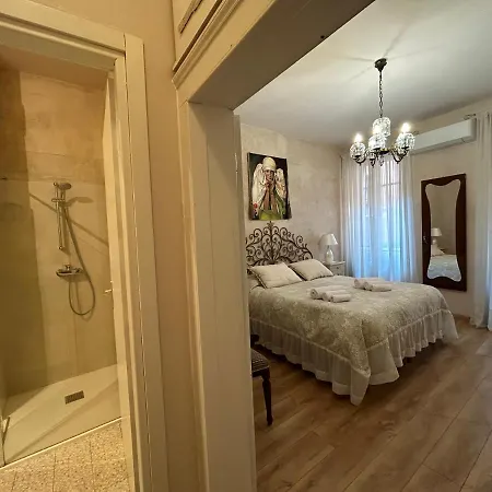 Sofia Apartment *